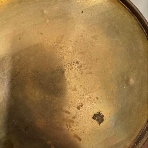 3 piece Brass pitcher set with 2 plates - Picture 6 of 9